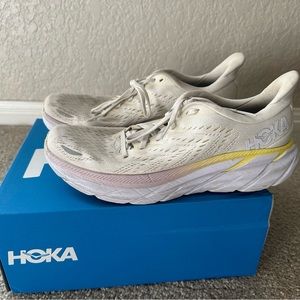 Hoka Clifton 8